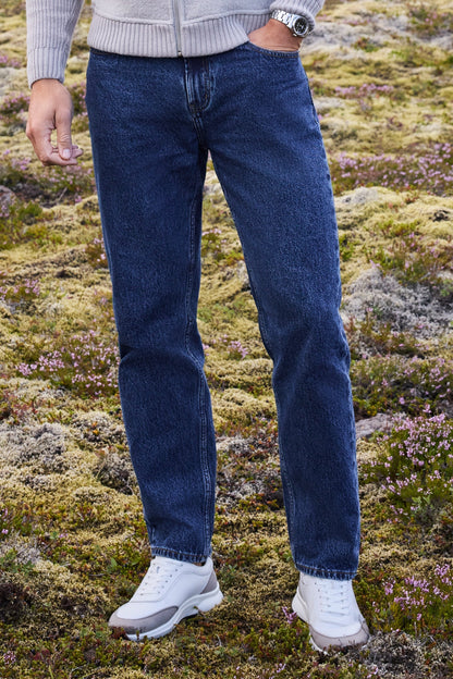 THE MARSHALL STRAIGHT JEAN
