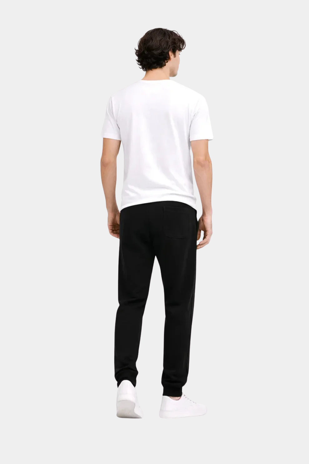 THE WALKER SWEATPANT